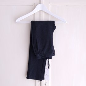 Photo Pantalon Cyrillus neuf et étiqueté 10 ans