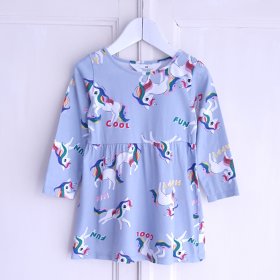 Photo Robe HetM 2/4 ans = 3 ans