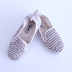 Photo Chaussons Angarde pointure 28